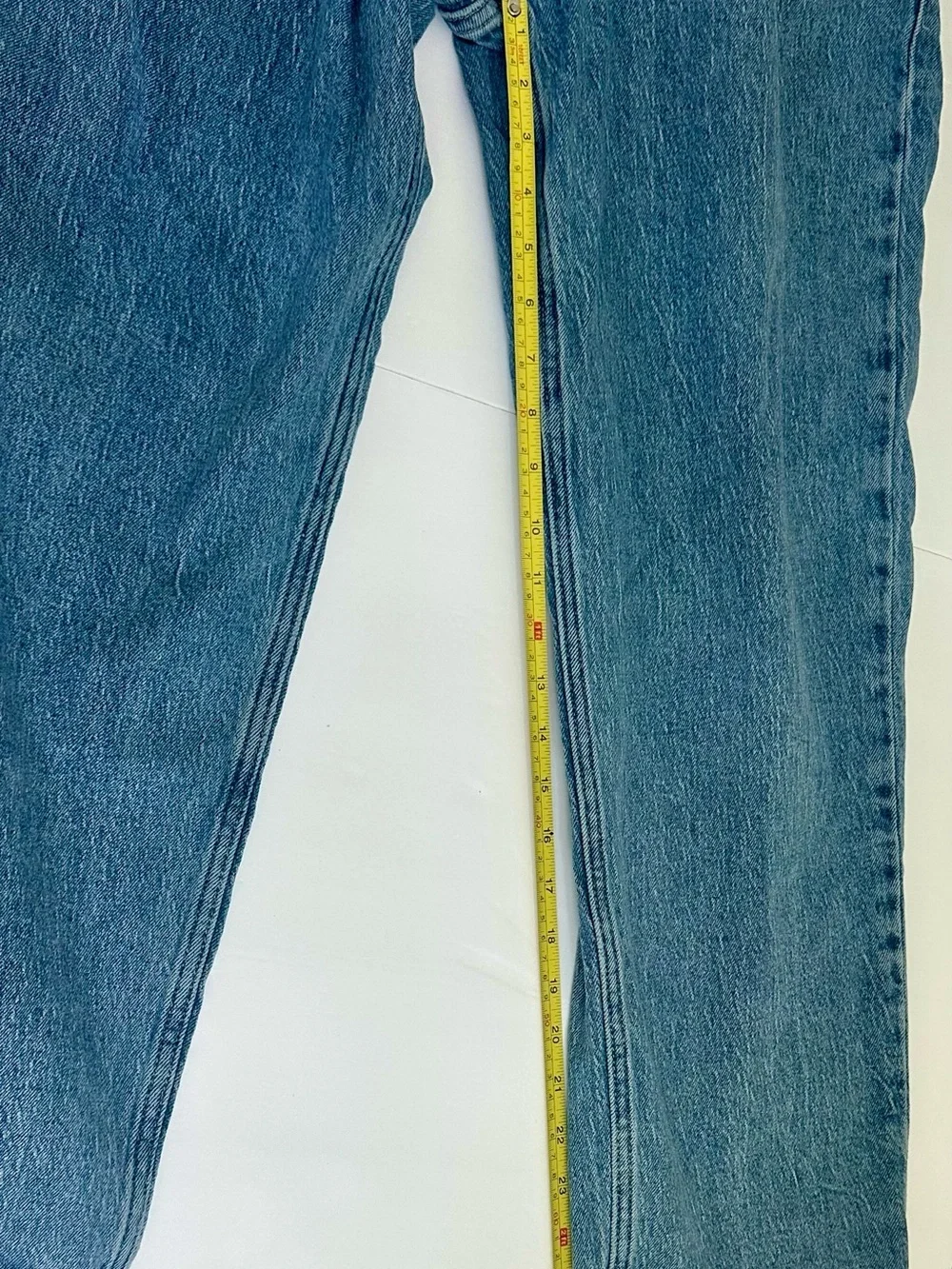 Hollister Men’s Baggy Jeans Med. Blue Wash 28 Waist Wide Leg Comfortable GUC